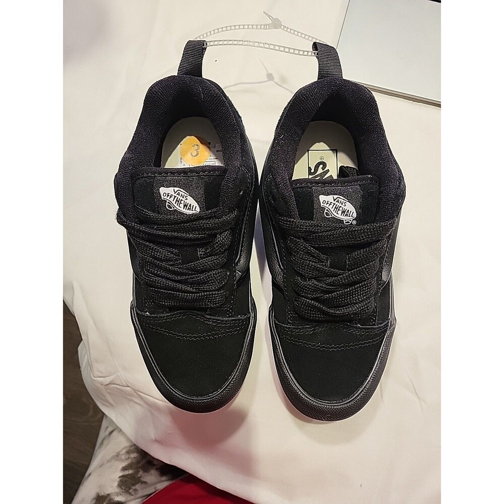 Vans Off The Wall Boys Size 3 Sneakers